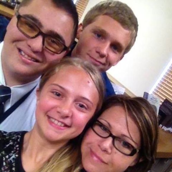 Meet your Posher, Amy - Picture 1 of 1